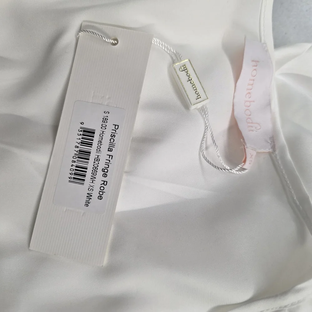 Homebodii Pricilla fringe Luxury White Satin Robe - Picture 16 of 16